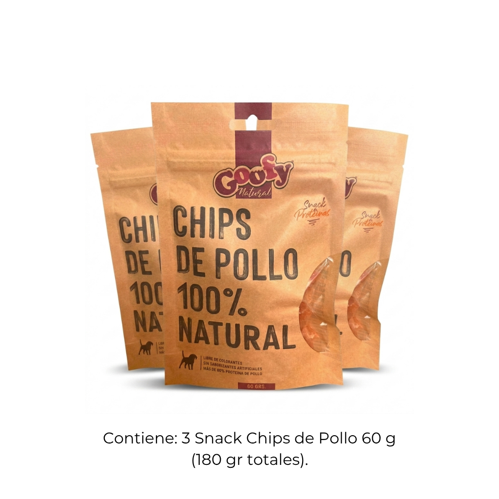 Un pack de tres bolsas de 60 g de Chips de Pollo 100% Natural de la marca Goofy Natural para perros, con un peso total de 180 g. Las bolsas de papel kraft muestran el logotipo de Goofy Natural, la etiqueta de Chips de Pollo 100% Natural y la descripción Snack de Proteínas.