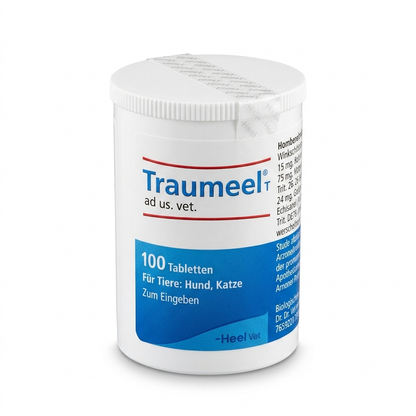 Fotografía de estudio de un bote blanco de Traumeel ad us. vet. de 100 tabletas, un medicamento homeopático para animales de la marca Heel Vet, con la etiqueta visible y centrada sobre fondo blanco. Maskotas Farmavet www.maskotasfarmavet.com